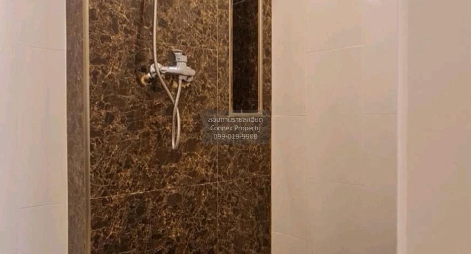 Casa adosada en venta de 5 habitaciones en Bangkok Noi, Bangkok