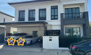 Casa en venta de 4 habitaciones en Khlong Sam Wa, Bangkok