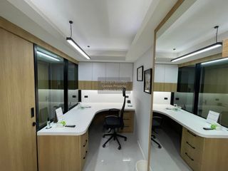 Casa adosada en venta de 3 habitaciones en Bang Kapi, Bangkok