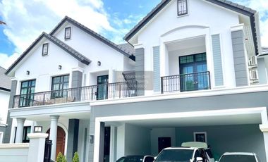 Haus zum Kauf mit 4 Zimmer in Thawi Watthana, Bangkok