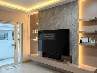 For sale 4 bedrooms house in Khlong Sam Wa, Bangkok