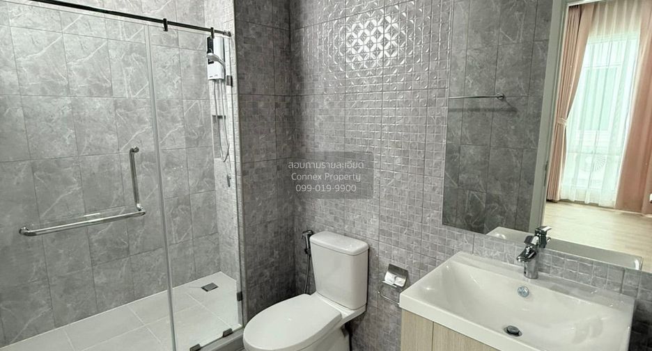 For sale 4 bedrooms house in Khlong Sam Wa, Bangkok