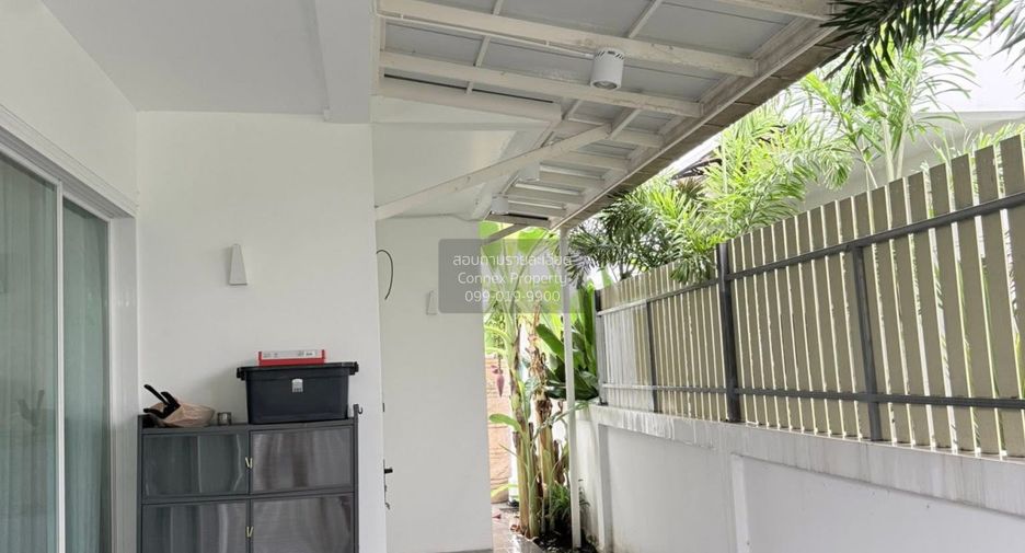 For sale 4 bedrooms house in Khlong Sam Wa, Bangkok