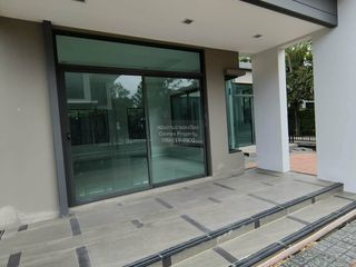 Haus zum Kauf mit 5 Zimmer in Mueang Samut Sakhon, Samut Sakhon