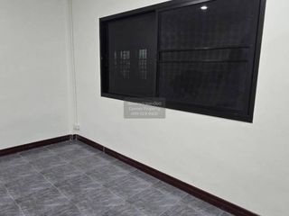 For sale 3 bedrooms townhouse in Mueang Samut Prakan, Samut Prakan