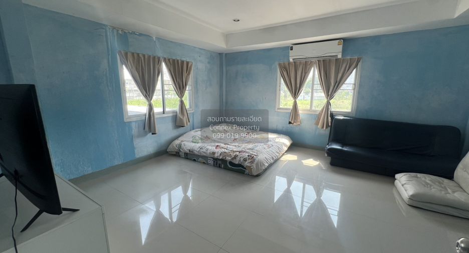 Reihenhaus zum Kauf mit 3 Zimmer in Khan Na Yao, Bangkok
