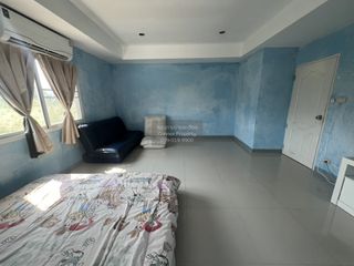 Reihenhaus zum Kauf mit 3 Zimmer in Khan Na Yao, Bangkok