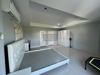Reihenhaus zum Kauf mit 3 Zimmer in Khan Na Yao, Bangkok