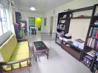 出售 2 卧室 联排别墅 在 Bang Khen, 曼谷