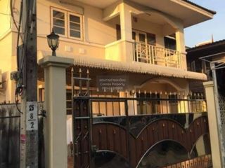For sale 5 ベッドルーム house in Bangkok Yai, Bangkok