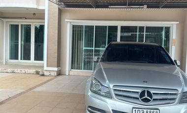 Haus zum Kauf mit 3 Zimmer in Bang Kruai, Nonthaburi