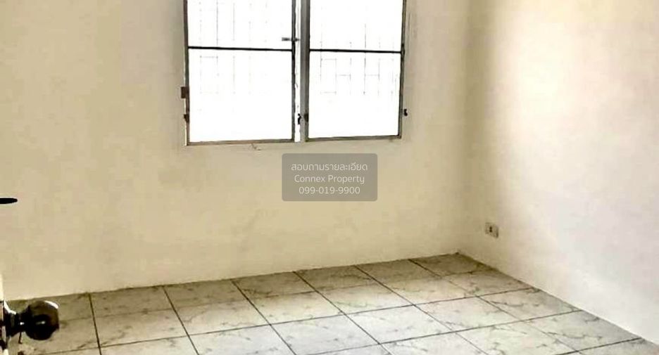 出售 2 卧室 联排别墅 在 Mueang Pathum Thani, Pathum Thani