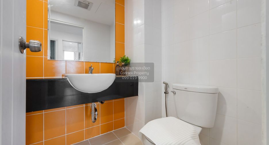 For sale 1 Beds condo in Phra Khanong, Bangkok