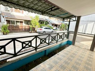 For sale 4 bedrooms house in Khlong Sam Wa, Bangkok