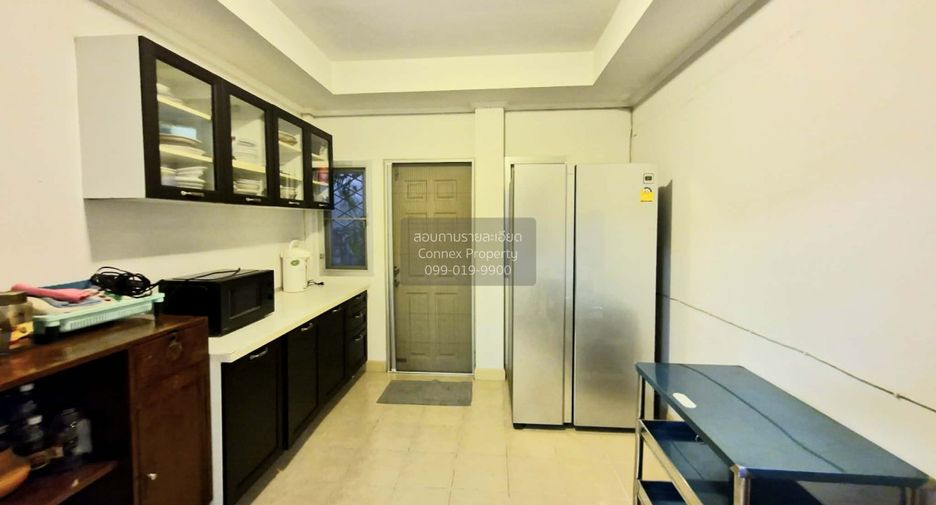 For sale 3 bedrooms house in Mueang Samut Prakan, Samut Prakan
