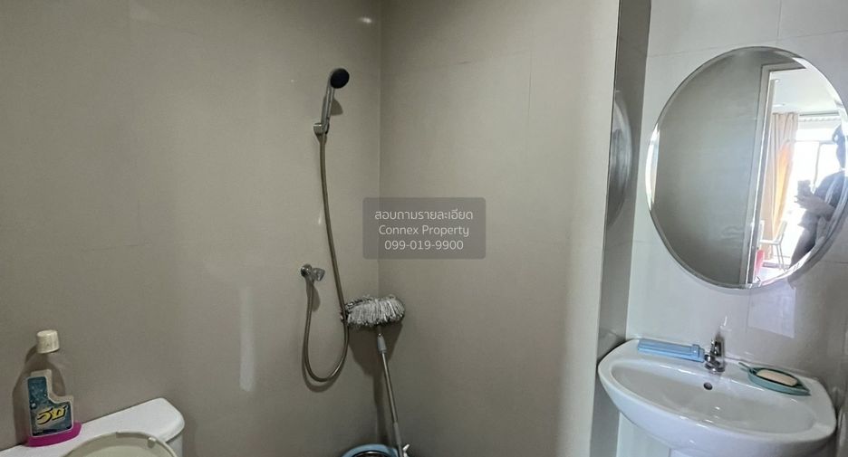 For sale 2 bedrooms condo in Khlong Toei, Bangkok