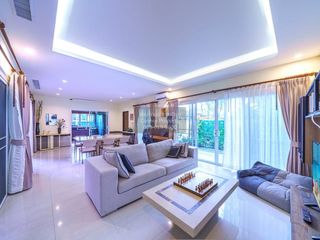 For sale 4 ベッドルーム house in Mueang Phuket, Phuket