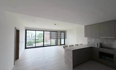 À vendre 3 chambres condo à Huai Khwang, Bangkok