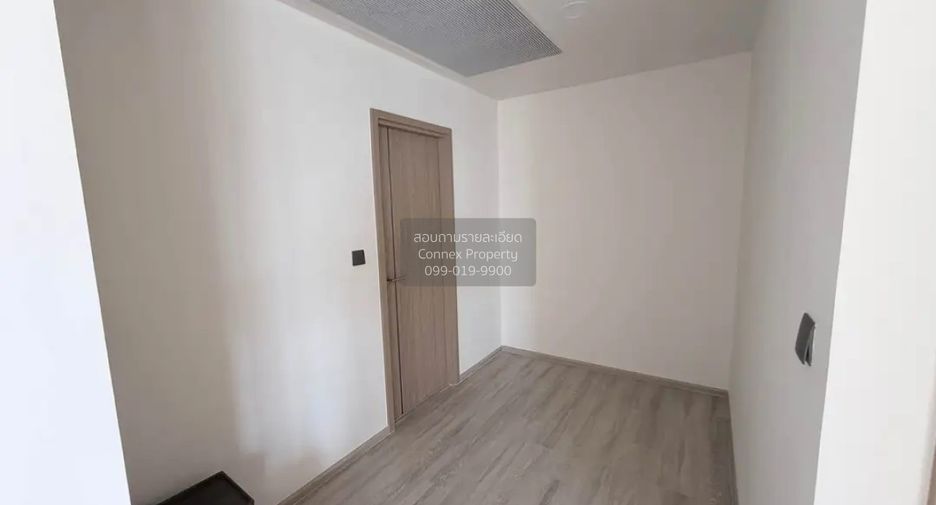À vendre 3 chambres condo à Huai Khwang, Bangkok