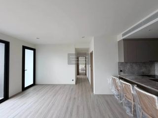 For sale 3 bedrooms condo in Huai Khwang, Bangkok