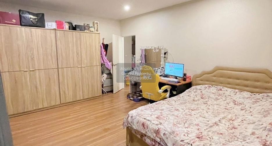 Casa en venta de 4 habitaciones en Bang Phli, Samut Prakan