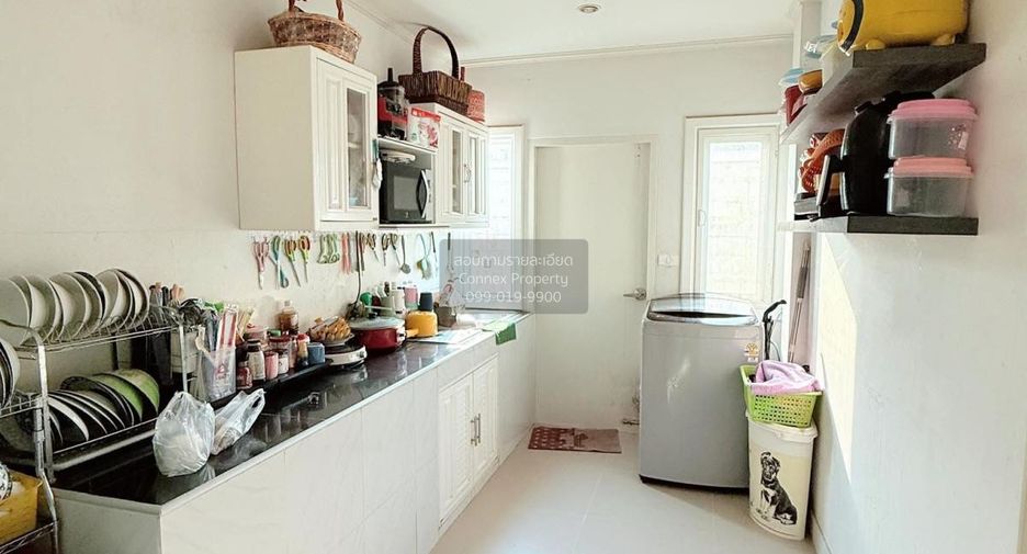 Casa en venta de 4 habitaciones en Bang Phli, Samut Prakan
