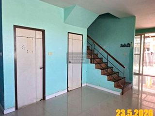 For sale 4 bedrooms townhouse in Lat Krabang, Bangkok
