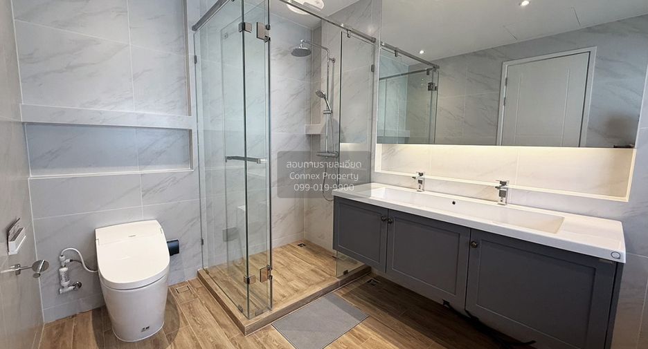 Casa en venta de 5 habitaciones en Bang Phli, Samut Prakan