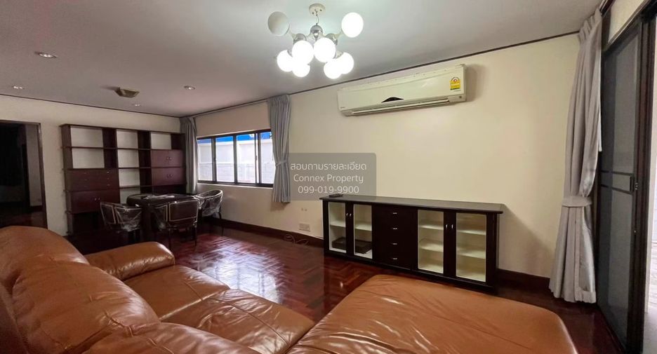 For sale 5 bedrooms house in Suan Luang, Bangkok