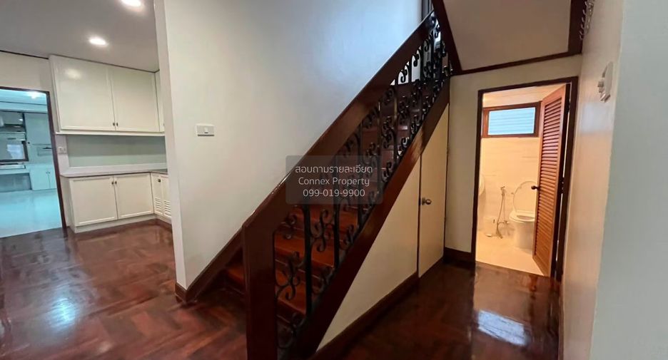 For sale 5 bedrooms house in Suan Luang, Bangkok
