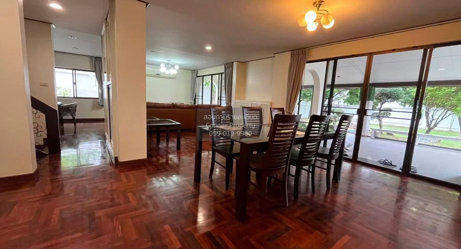 For sale 5 bedrooms house in Suan Luang, Bangkok