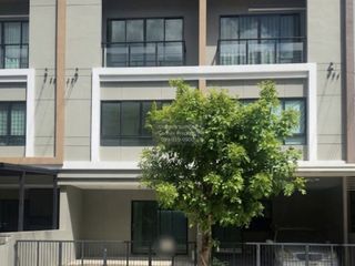 出售 4 卧室 联排别墅 在 Bang Khen, 曼谷