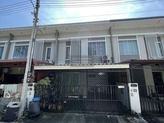 Продажа 3 спальни таунхаус в Phutthamonthon, Накхонпатхом