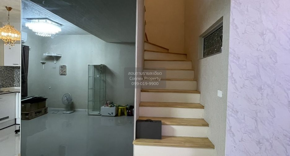 For sale 3 bedrooms townhouse in Phutthamonthon, Nakhon Pathom