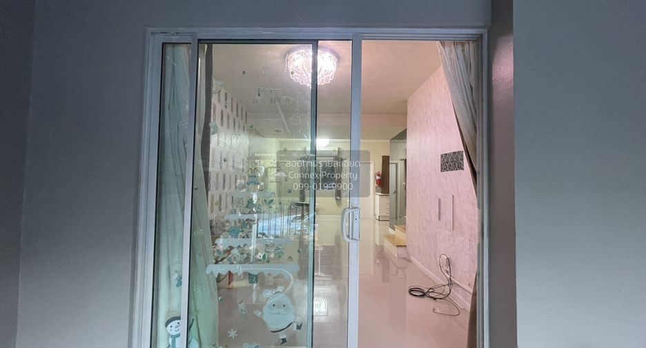 For sale 3 bedrooms townhouse in Phutthamonthon, Nakhon Pathom