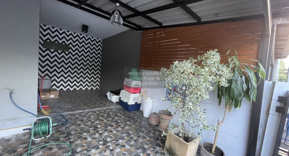 For sale 3 bedrooms townhouse in Phutthamonthon, Nakhon Pathom