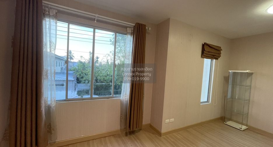 For sale 3 bedrooms townhouse in Phutthamonthon, Nakhon Pathom