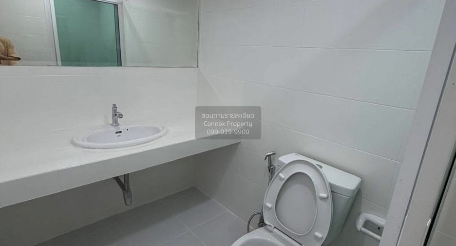À vendre 3 chambres maison à Lat Phrao, Bangkok