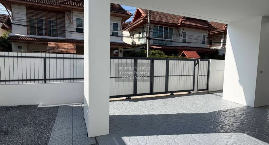 À vendre 3 chambres maison à Lat Phrao, Bangkok