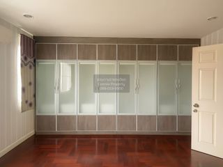 For sale 3 bedrooms townhouse in Bang Khen, Bangkok