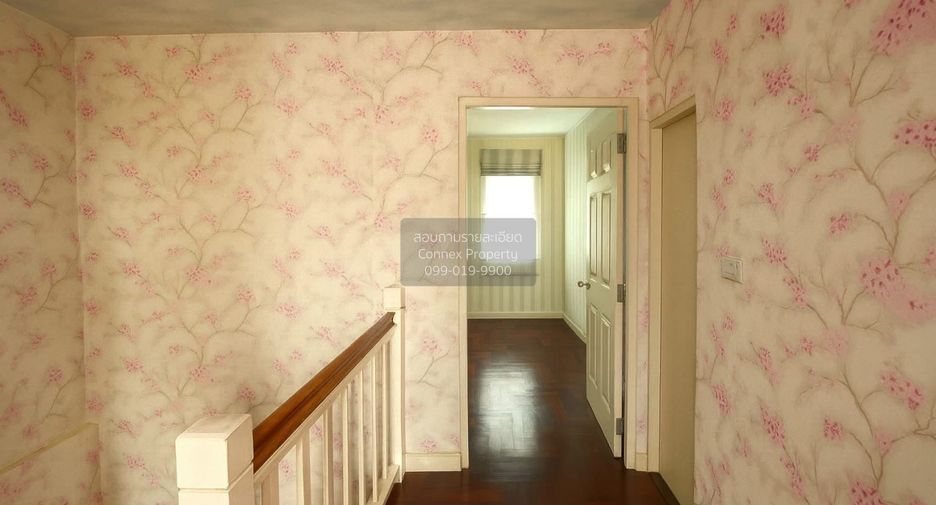 For sale 3 ベッドルーム townhouse in Bang Khen, Bangkok