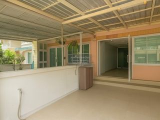 For sale 3 bedrooms townhouse in Bang Khen, Bangkok