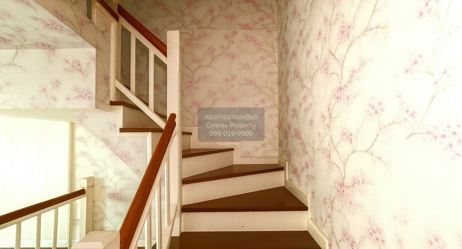 For sale 3 ベッドルーム townhouse in Bang Khen, Bangkok