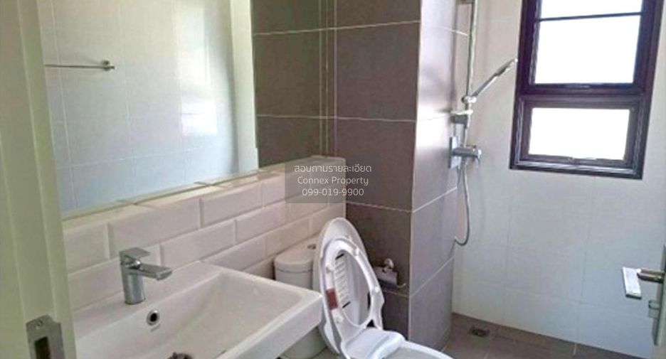 For sale 3 bedrooms house in Krathum Baen, Samut Sakhon
