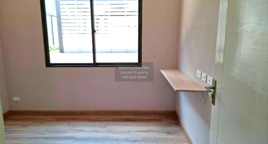 For sale 3 bedrooms house in Krathum Baen, Samut Sakhon