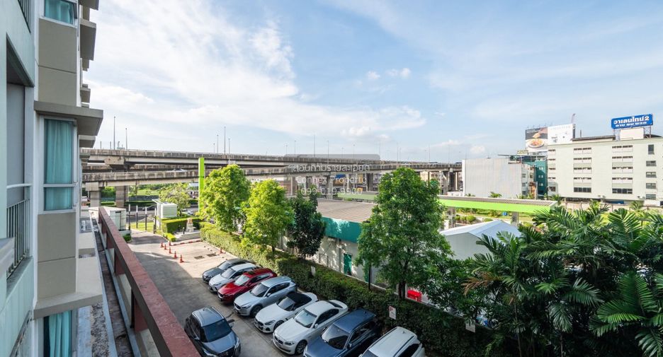 À vendre 1 chambre condo à Taling Chan, Bangkok