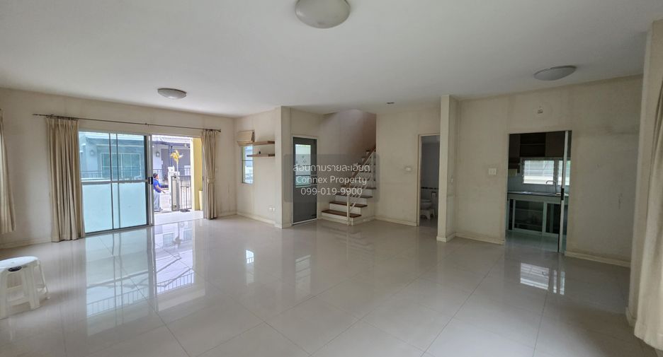 Casa en venta de 3 habitaciones en Bang Kruai, Nonthaburi