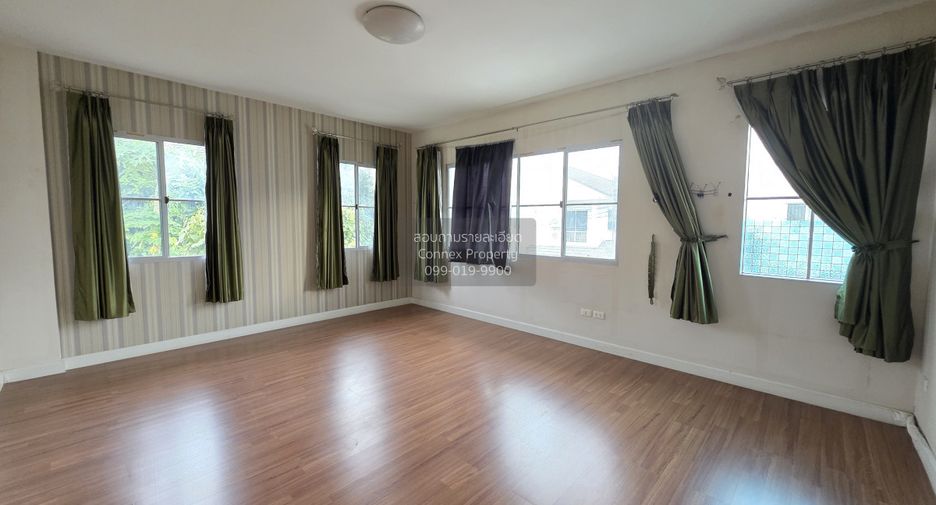 Casa en venta de 3 habitaciones en Bang Kruai, Nonthaburi