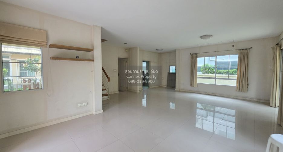 Casa en venta de 3 habitaciones en Bang Kruai, Nonthaburi