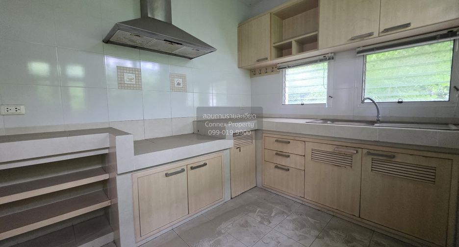 Casa en venta de 3 habitaciones en Bang Kruai, Nonthaburi
